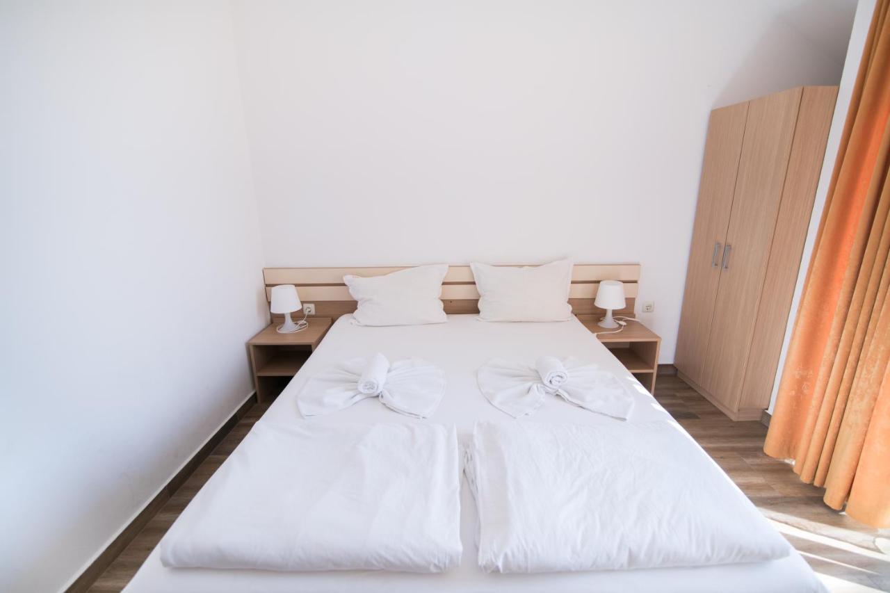 Тропикана Otel Primorsko Dış mekan fotoğraf