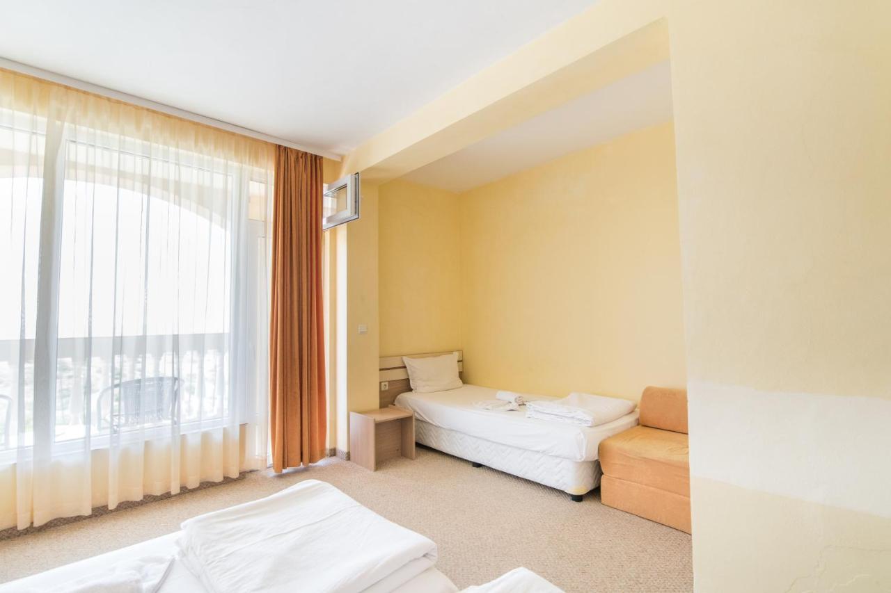 Тропикана Otel Primorsko Dış mekan fotoğraf