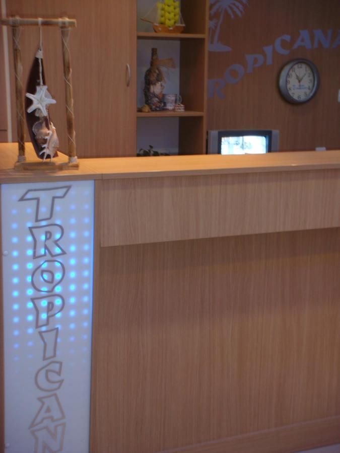 Тропикана Otel Primorsko Dış mekan fotoğraf