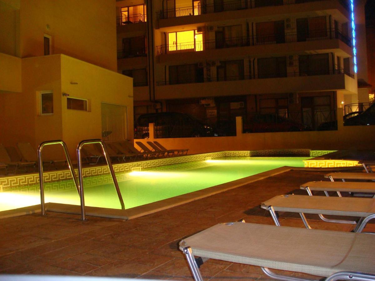 Тропикана Otel Primorsko Dış mekan fotoğraf
